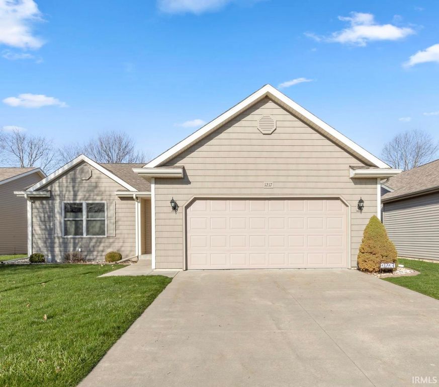 1217 Park Meadows Drive, Goshen, IN 46526