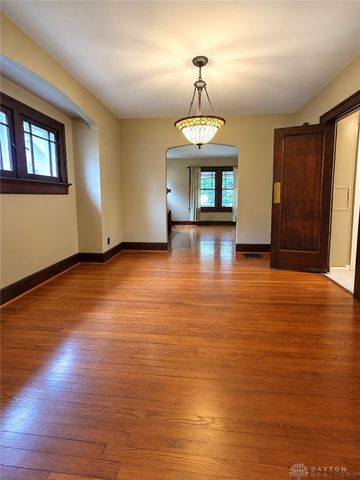 306 Telford Avenue, Oakwood, OH 45419