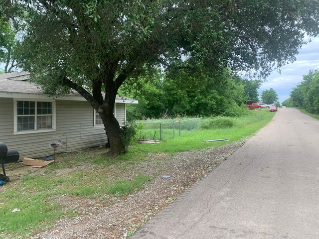 320 Hiawatha, Quinlan, TX 75474