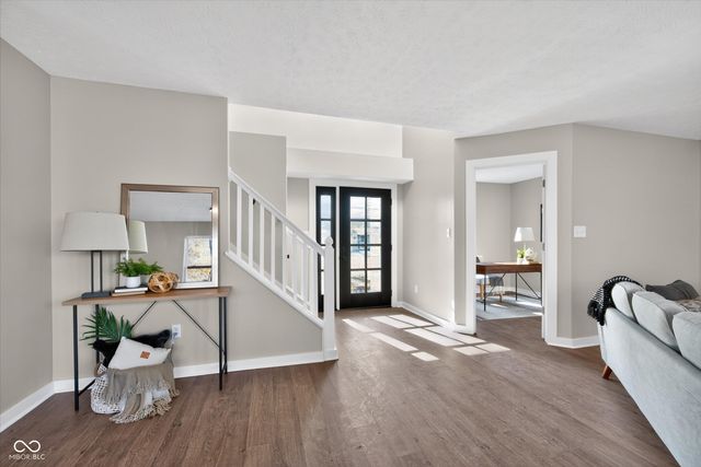 6840 W Odessa Way, Mccordsville, IN 46055