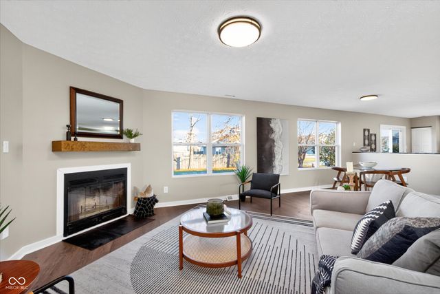 6840 W Odessa Way, Mccordsville, IN 46055