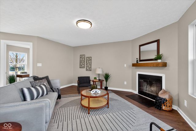 6840 W Odessa Way, Mccordsville, IN 46055