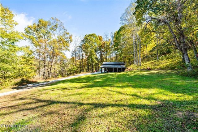 2938 Cedar Creek Rd, Lafollette, TN 37766