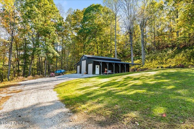 2938 Cedar Creek Rd, Lafollette, TN 37766