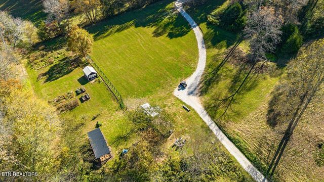 2938 Cedar Creek Rd, Lafollette, TN 37766