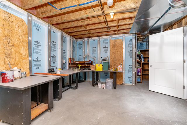 2311 Ashford Trail, Portage, MI 49024