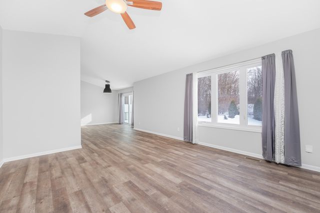 2311 Ashford Trail, Portage, MI 49024