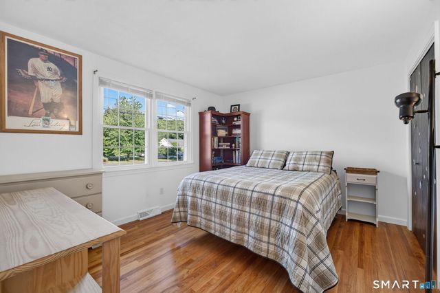 396 Village Street, North Branford, CT 06472