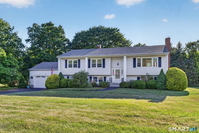 396 Village Street, North Branford, CT 06472