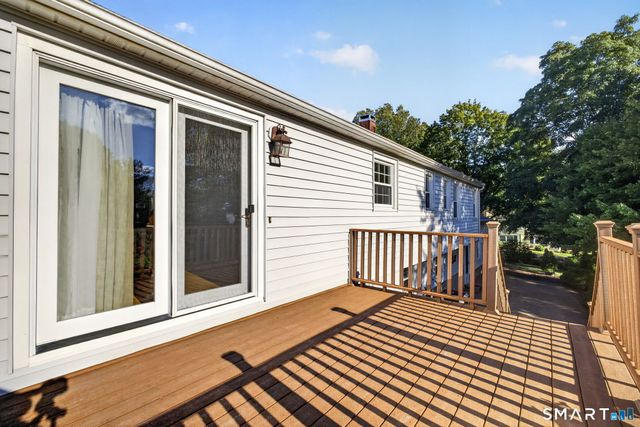 396 Village Street, North Branford, CT 06472