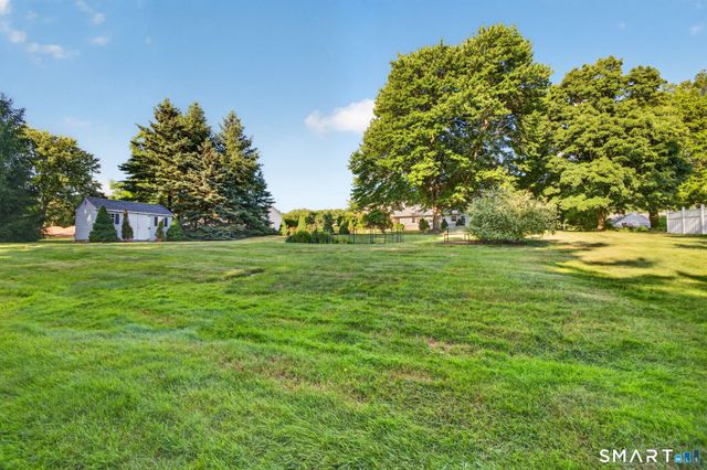 396 Village Street, North Branford, CT 06472