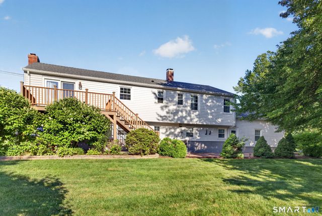396 Village Street, North Branford, CT 06472