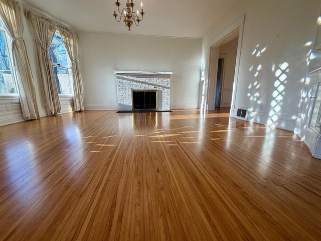 615 Saint Lawrence Avenue, Janesville, WI 53545