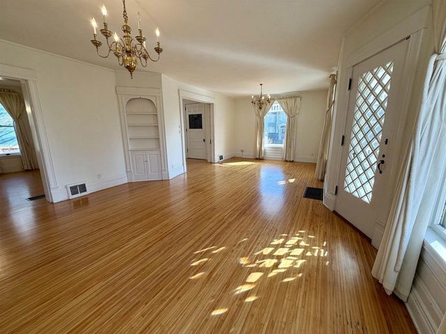 615 Saint Lawrence Avenue, Janesville, WI 53545