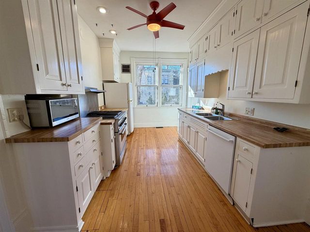 615 Saint Lawrence Avenue, Janesville, WI 53545