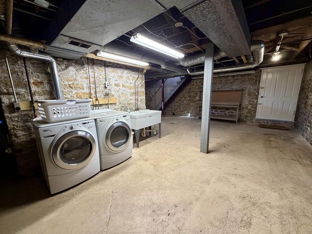 615 Saint Lawrence Avenue, Janesville, WI 53545