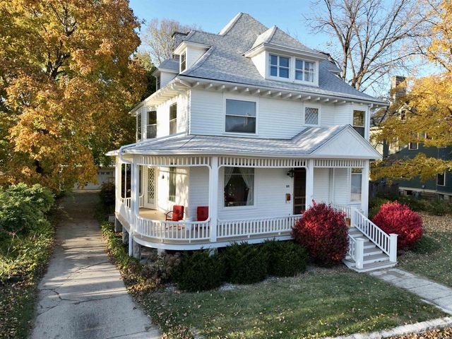 615 Saint Lawrence Avenue, Janesville, WI 53545