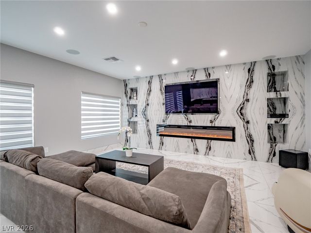 8485 Iron Heart Lane, Las Vegas, NV 89113