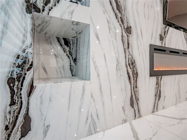 8485 Iron Heart Lane, Las Vegas, NV 89113