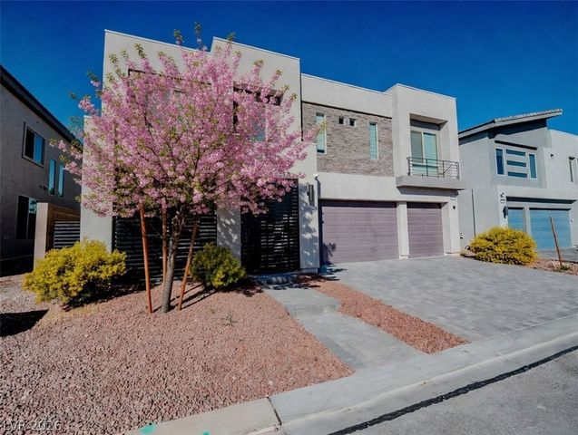 8485 Iron Heart Lane, Las Vegas, NV 89113