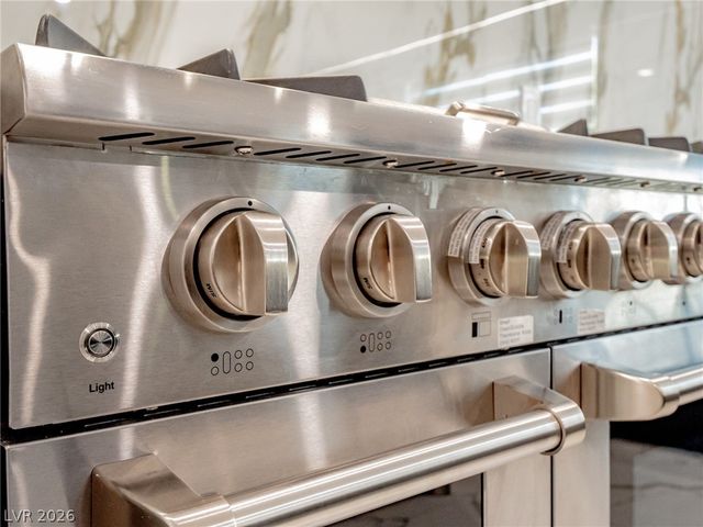 8485 Iron Heart Lane, Las Vegas, NV 89113