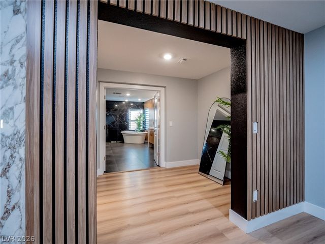 8485 Iron Heart Lane, Las Vegas, NV 89113