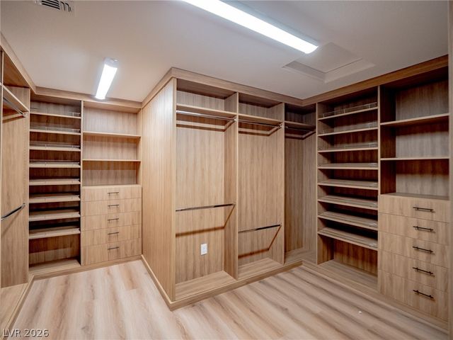 8485 Iron Heart Lane, Las Vegas, NV 89113