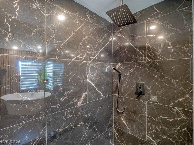 8485 Iron Heart Lane, Las Vegas, NV 89113