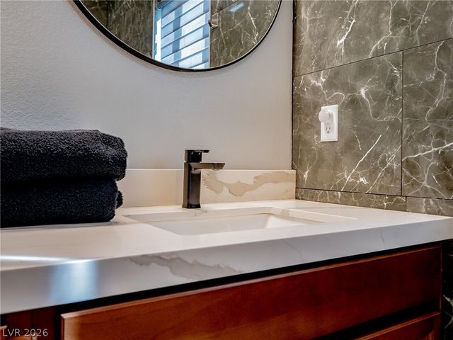 8485 Iron Heart Lane, Las Vegas, NV 89113