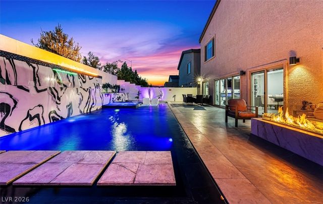 8485 Iron Heart Lane, Las Vegas, NV 89113