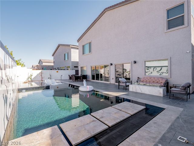 8485 Iron Heart Lane, Las Vegas, NV 89113