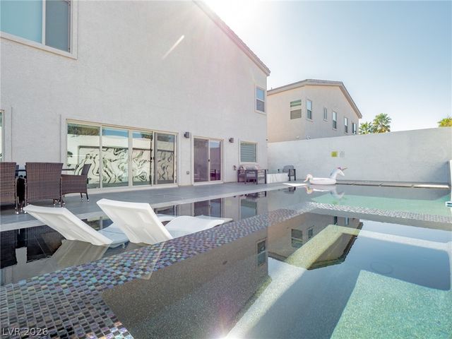 8485 Iron Heart Lane, Las Vegas, NV 89113