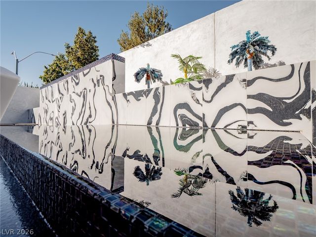 8485 Iron Heart Lane, Las Vegas, NV 89113