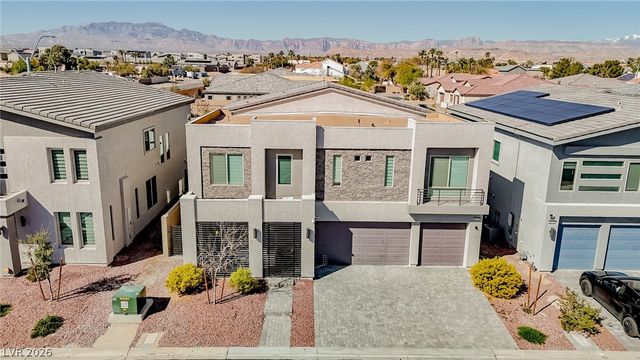 8485 Iron Heart Lane, Las Vegas, NV 89113