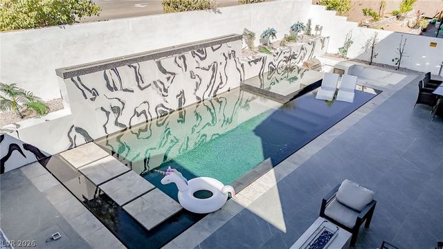 8485 Iron Heart Lane, Las Vegas, NV 89113