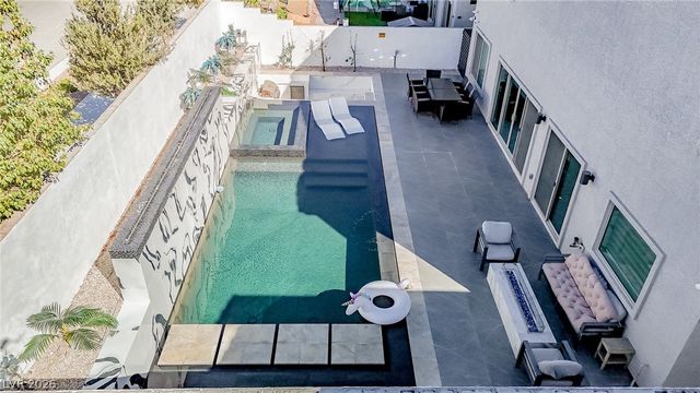 8485 Iron Heart Lane, Las Vegas, NV 89113