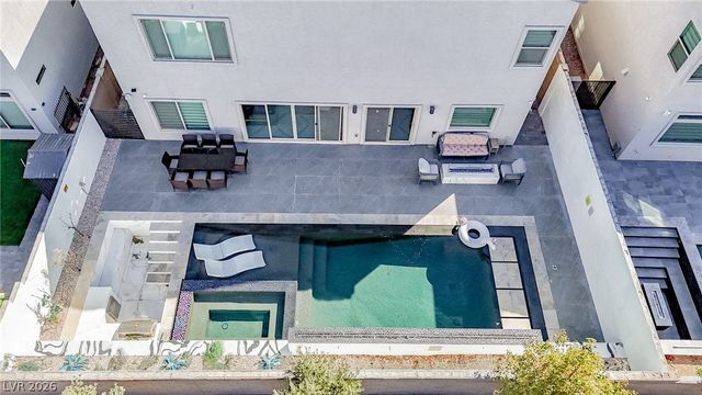 8485 Iron Heart Lane, Las Vegas, NV 89113