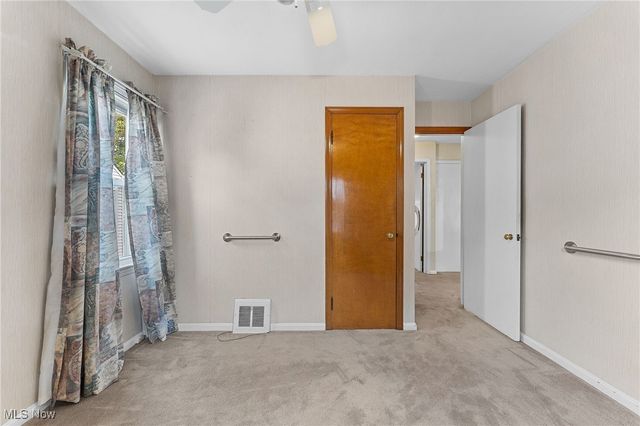 283 E 324th Street, Willowick, OH 44095