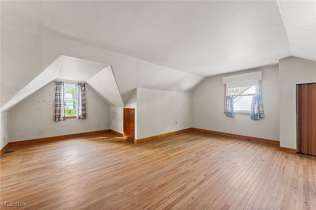 283 E 324th Street, Willowick, OH 44095