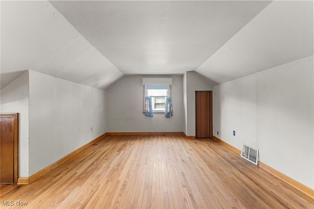 283 E 324th Street, Willowick, OH 44095