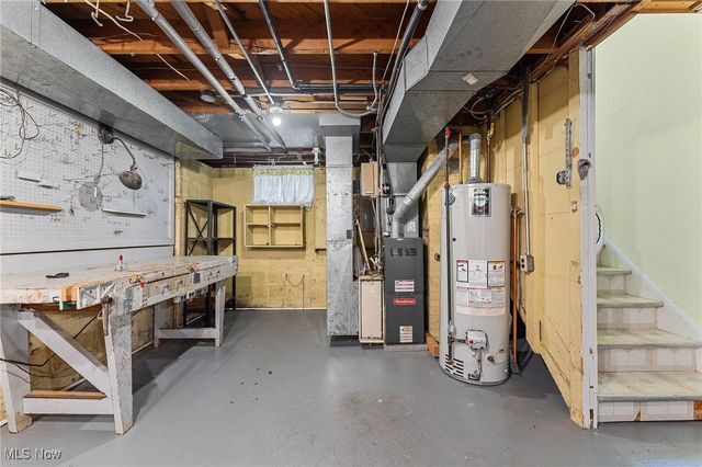 283 E 324th Street, Willowick, OH 44095