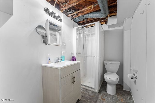 283 E 324th Street, Willowick, OH 44095