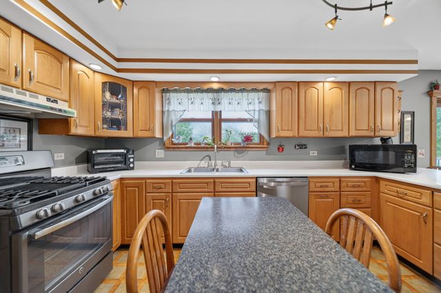 5428 ROUTE 215 Road, Girard, PA 16417