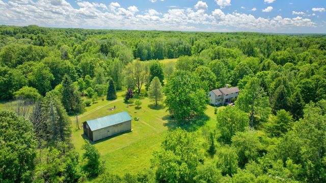 5428 ROUTE 215 Road, Girard, PA 16417
