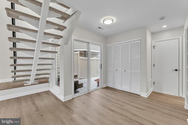 1228 CHANTICLEER DR, Cherry Hill, NJ 08003