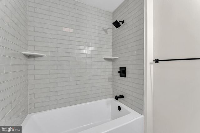 1228 CHANTICLEER DR, Cherry Hill, NJ 08003