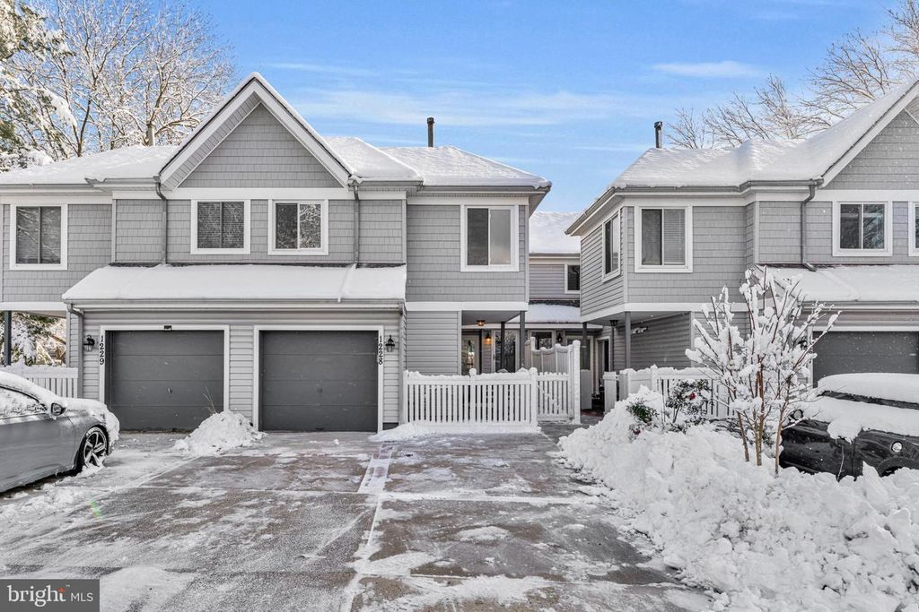 1228 CHANTICLEER DR, Cherry Hill, NJ 08003