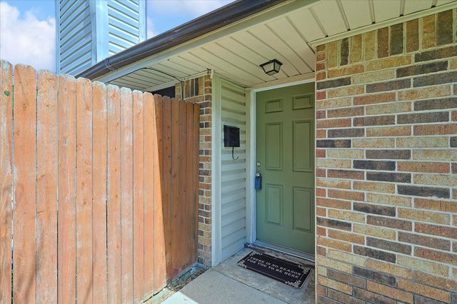2320 Carol Good Lane, Carrollton, TX 75006