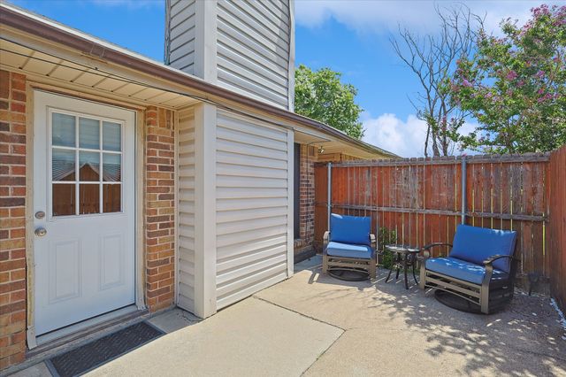 2320 Carol Good Lane, Carrollton, TX 75006