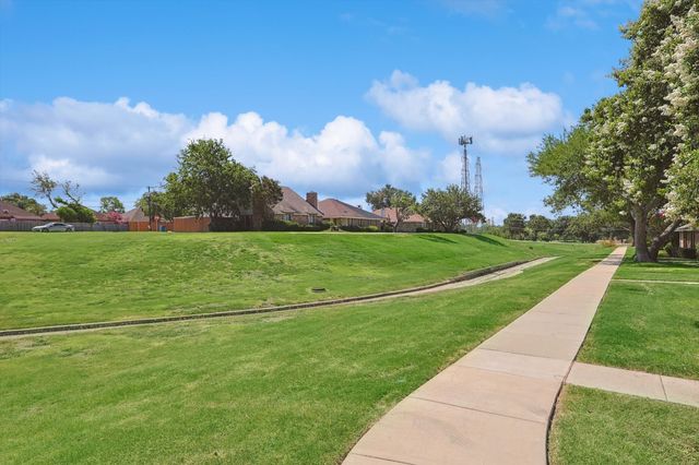 2320 Carol Good Lane, Carrollton, TX 75006